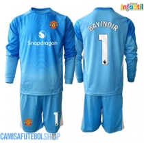 Camisa de time de futebol Manchester United Altay Bayindir #1 Goleiro Replicas 1º Equipamento Infantil 2025-26 Manga Comprida (+ Calças curtas)